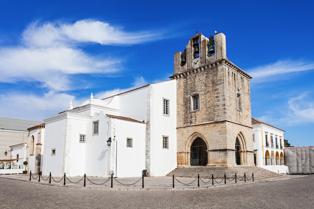 A Catedral de Faro (Sé de Faro) é uma catedral católica romana em Faro, Portugal