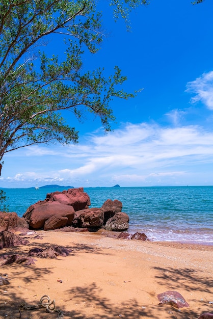 A Costa Rosa ou Lan Him Chomphu em Chanthaburi na Tailândia