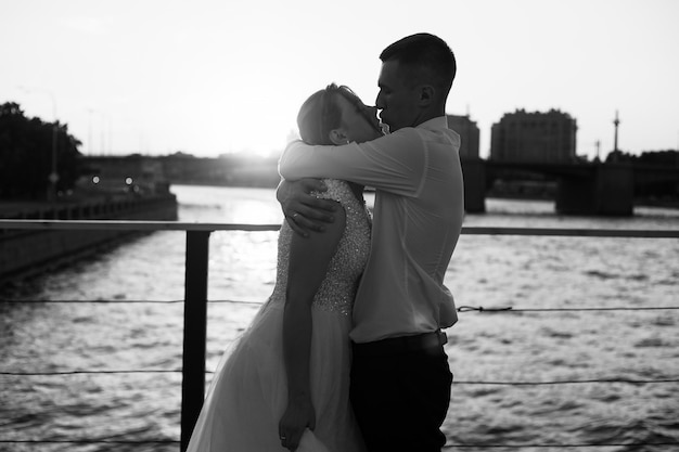 A dança dos noivos artigo de casamento um casal feliz love photos para produtos impressos