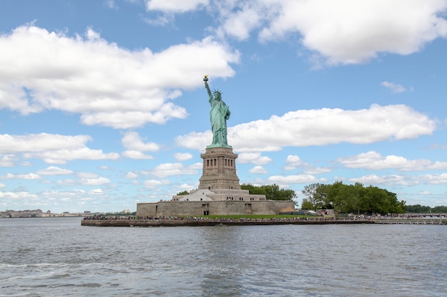 A estátua da liberdade em nova york, eua