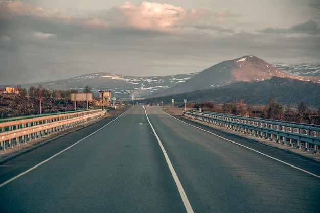 A estrada para o norte da Rússia