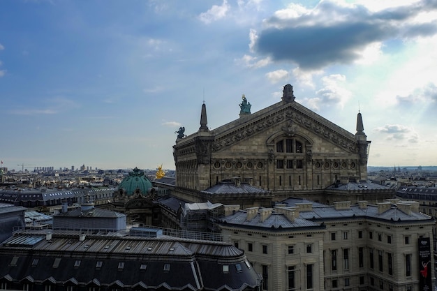 A foto do Palais Garnier foi tirada na Galeries Lafayette Paris em setembro de 2017