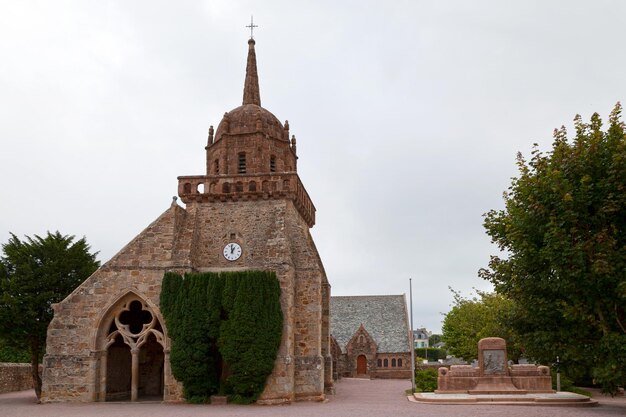 A Igreja de SaintJacques em PerrosGuirec