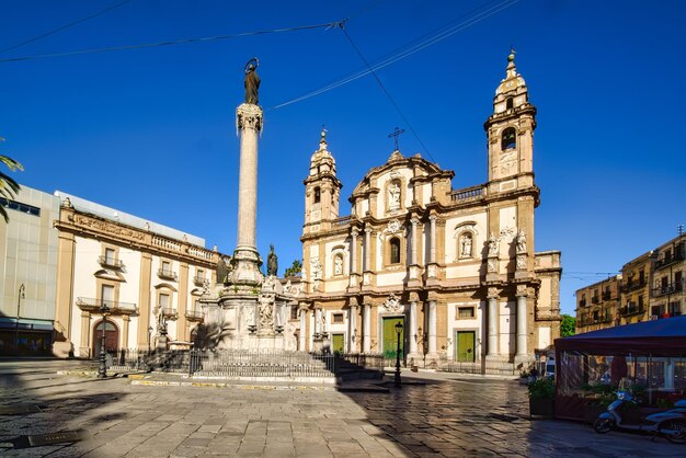 A Igreja do Panteão da Basílica de San Domenico, em Palermo