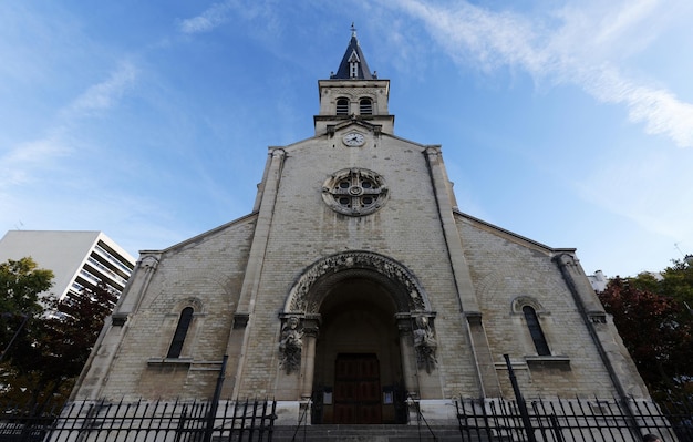 A igreja NotreDamedelaGare em Paris França Localizada no 13º distrito de Paris