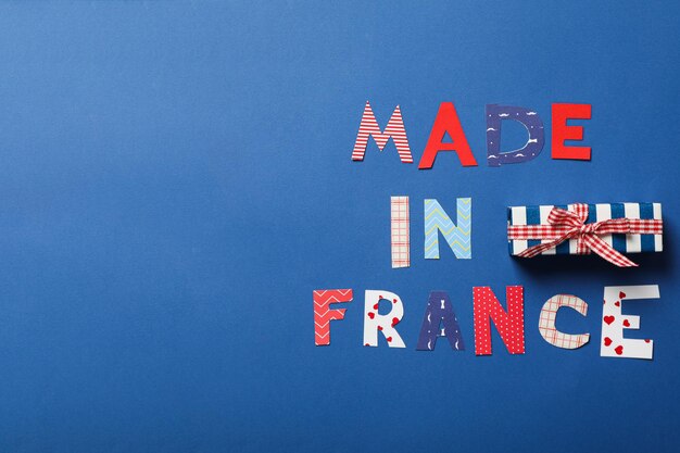 Foto a inscrição no fundo de papel made in france