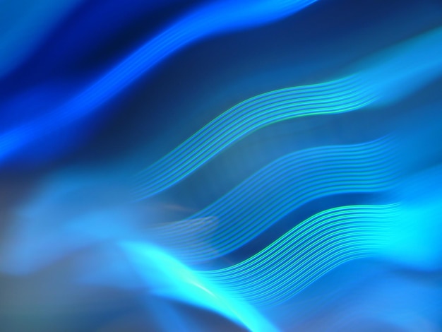 A luz é essencialmente uma banda de frequência específica que libera energia na forma de ondas