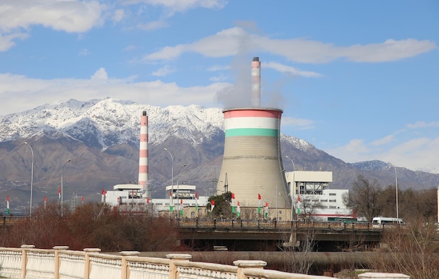 A maior usina termelétrica Dushanbe Tajiquistão