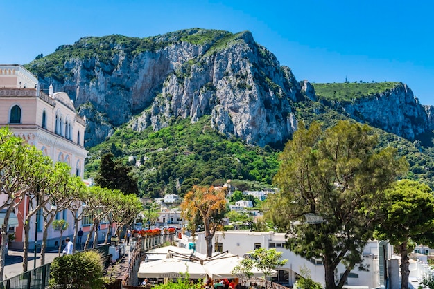 A maravilhosa ilha de Capri Amalfi costa baía de Nápoles Itália