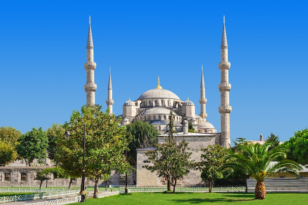 A Mesquita Azul (Mesquita de Sultanahmet) em Istambul, Turquia