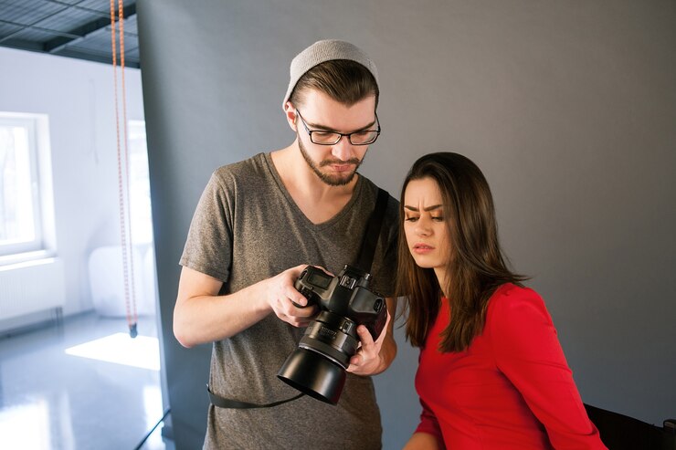 A modelo não gostou das fotos na câmera