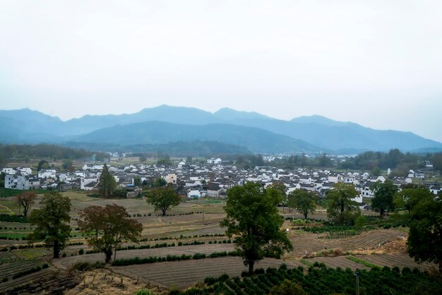 A paisagem rural de Huizhou no outono