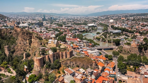 A paisagem urbana de tbilisi