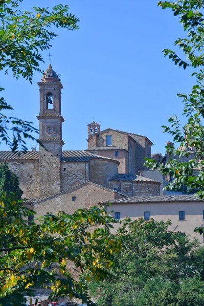 A paisagem vista de Montepulciano, uma cidade antiga na Toscana, Itália