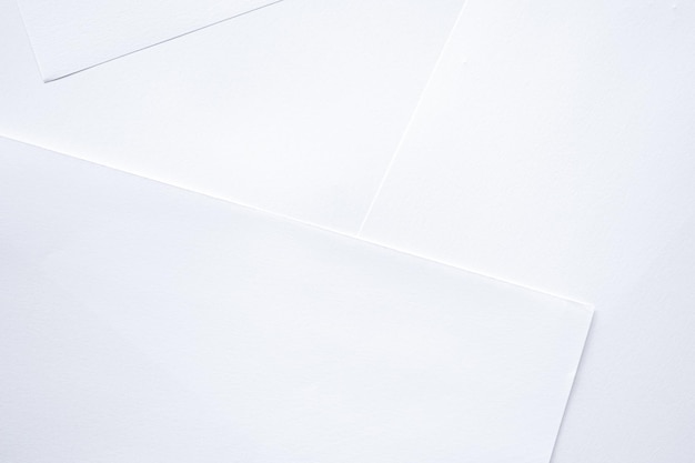 A pilha de papel em branco pode ser usada como plano de fundo