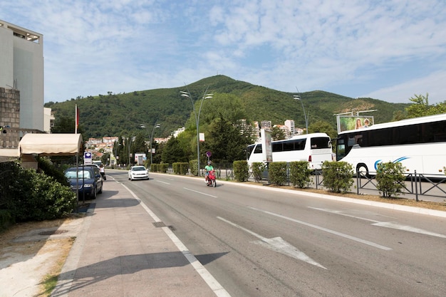 A rua central de budva montenegro