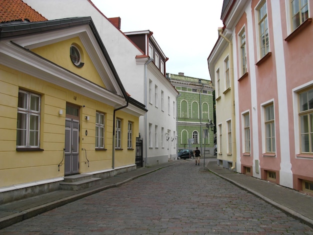 A rua na cidade de tallinn estoniaq