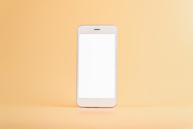 A tela do smartphone está em branco