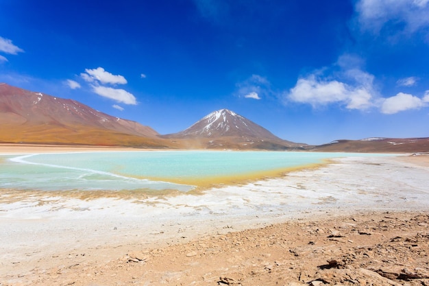 A verde laguna verdebolívia