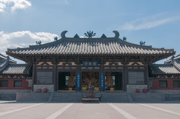 Foto a visão horizontal do templo chinês