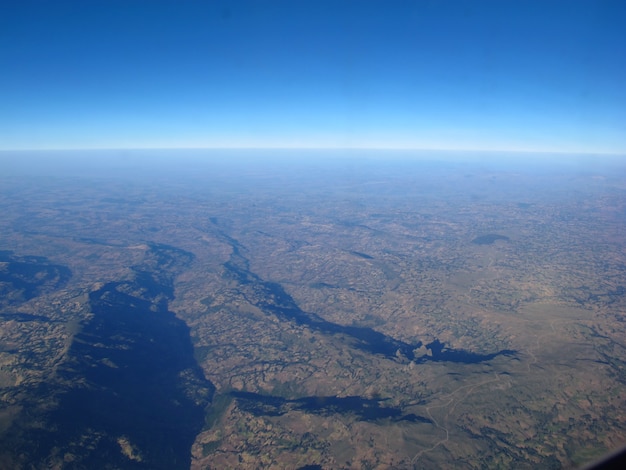 Foto a vista da etiópia do avião