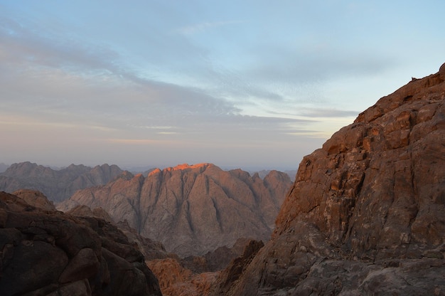 A vista do Monte Moisés, no Sinai, no Egito