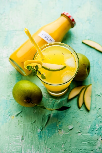 Aam Panna oder Panha oder salziger und süßer Grüner Mangosaft