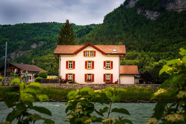 Aareschlucht é um lugar espetacular localizado entre Meiringen e Innertkirchen Suíça