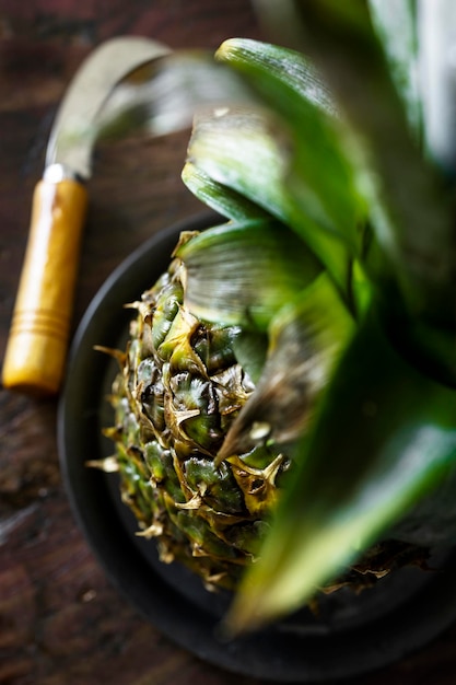 Abacaxi com luz do sol Frutas tropicais Cozinhar e fotografia de comida