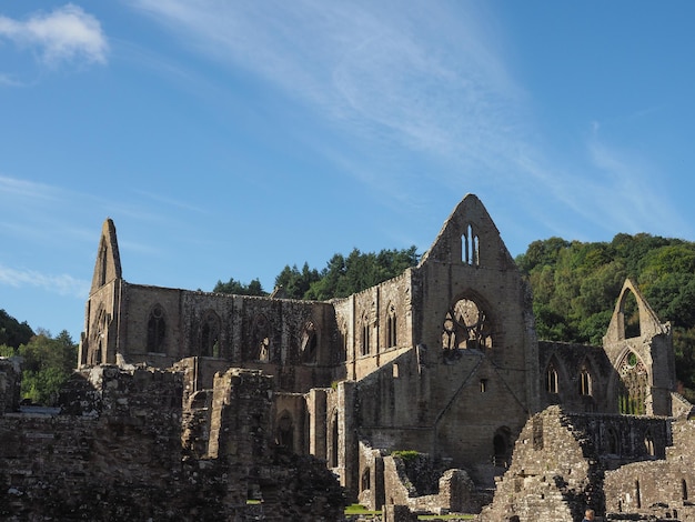 Foto abadía de tintern (abaty tyndyrn) en tintern