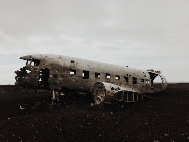 Abgestürztes Flugzeug DC-130