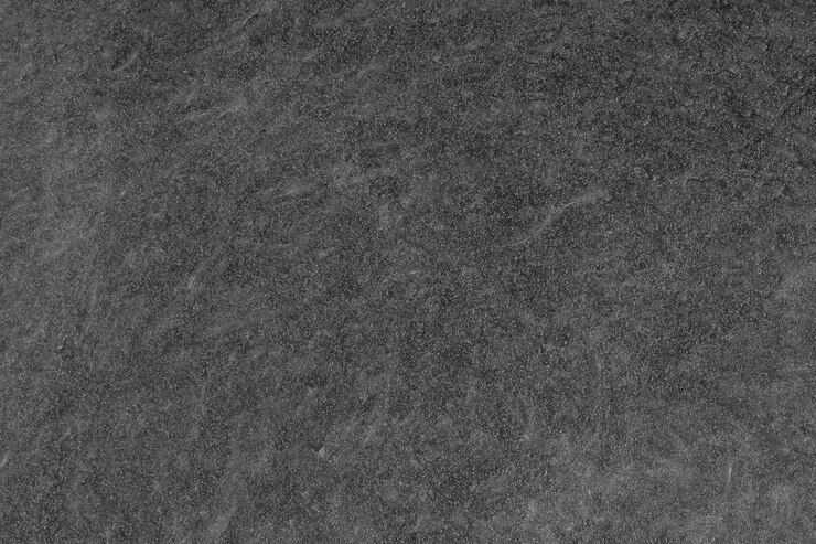 Foto abóbora cortada ao meio com a textura da polpa fundo das fatias de abóbora perto da vista superior preto e branco