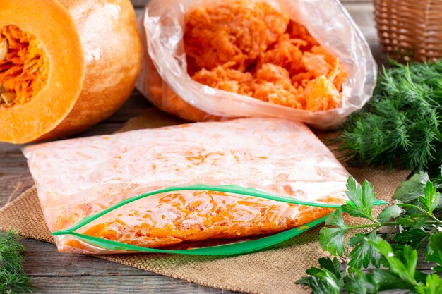 Abóbora de vegetais congelados, estoques de vida saudável. Vegetais contendo caroteno