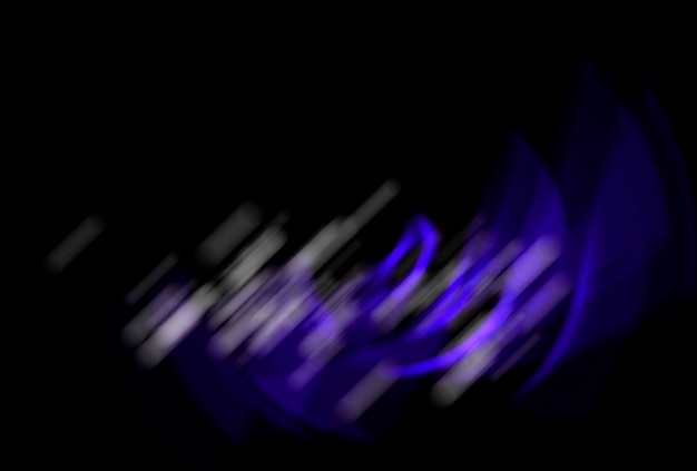 abstracto azul oscuro la llamarada del sol se superpone a la textura y el colorido neón borroso en negro