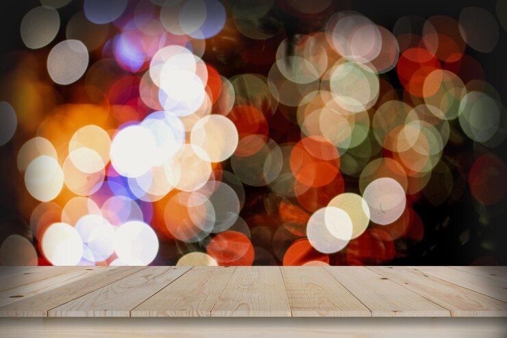 Foto abstracto de fondo circular de la noche de boken y montaje de exhibición de mesa de madera vacía para el producto