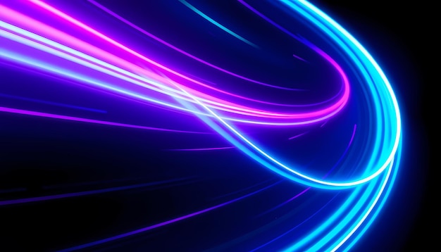 Abstrakte Lichtspuren in Blau und Lila vor schwarzem Hintergrund