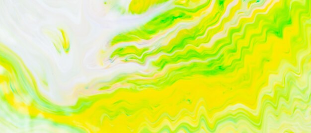 Abstrakter gelb-grüner flüssiger Hintergrund. Grünes Farbmuster mit zyklischen Wirbeln. Trendige Tapete. Öko-Konzept