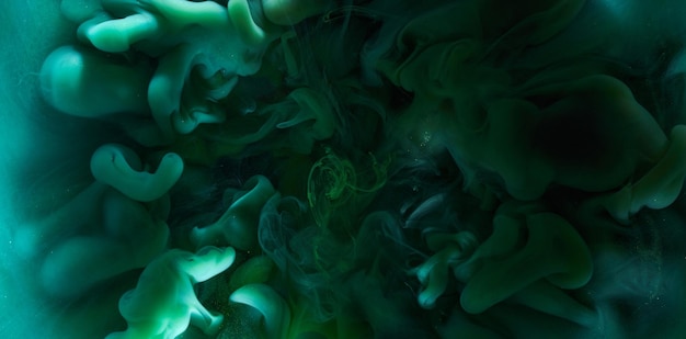 Abstrakter Hintergrund der flüssigen flüssigen Kunst Blaugrüne Acrylfarbe unter Wasser galaktischer Rauchozean
