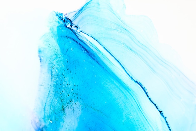 Abstrakter marineblauer Ozeanseehimmel-Aquarellhintergrund. Indigofarbenflecken und -flecken, Wasserwellen, luxuriöse flüssige flüssige Kunsttapete