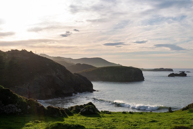 Acantilados en la costa del norte de España