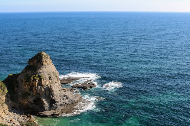 Acantilados en la costa.