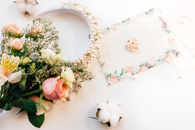 Accesorios de boda. Accesorios nupciales. Detalles de la boda.