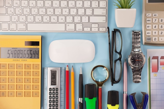 Foto accesorios de oficina para la gestión empresarial