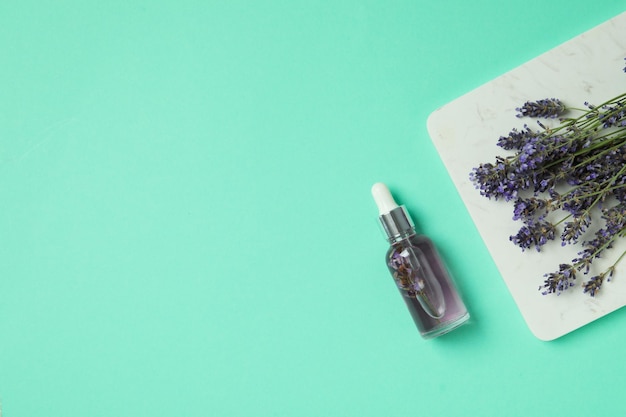 Aceite de lavanda cosmético para el cuidado corporal y el cuidado de la piel