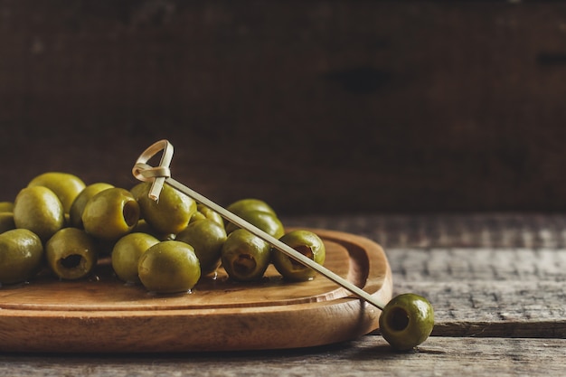 aceitunas verdes, delicioso manjar