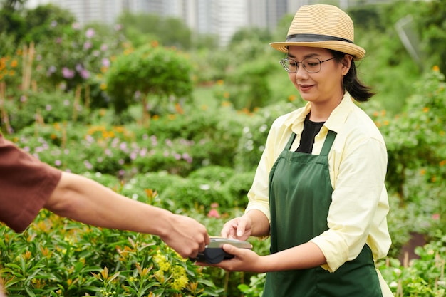 Aceptar pago por plantas