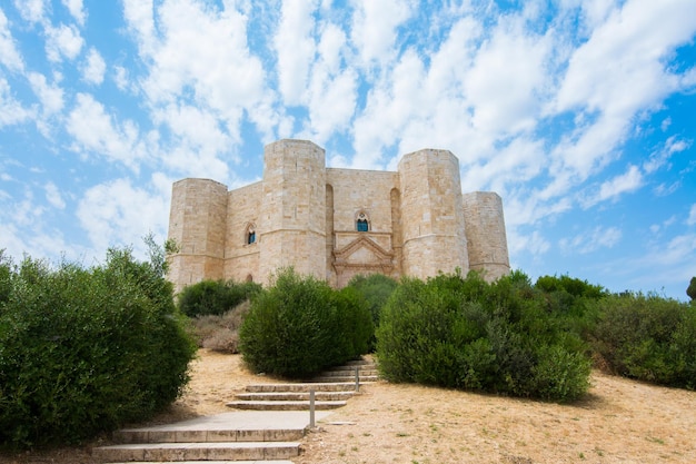 Achteckige Burg Castel del Monte UNESCO-Weltkulturerbe Apulien Italien