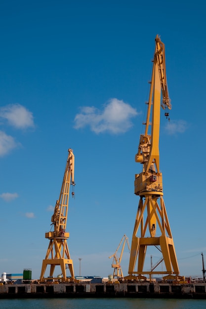 Foto actividad de construcción de astilleros