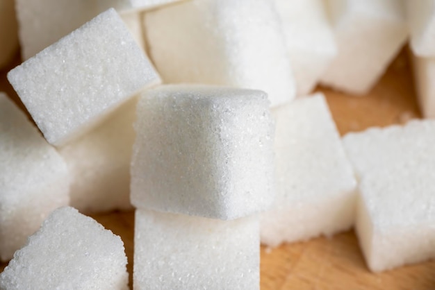 Açúcar branco feito de cubos de beterraba de açúcar de beterraba branco closeup