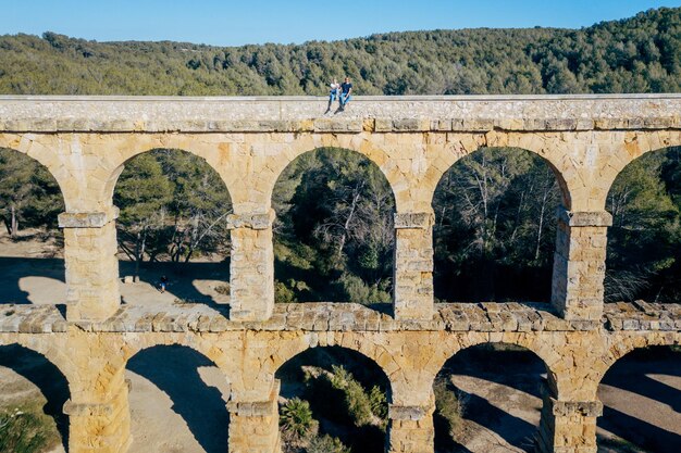 Foto el acueducto de les ferreres contra un cielo despejado